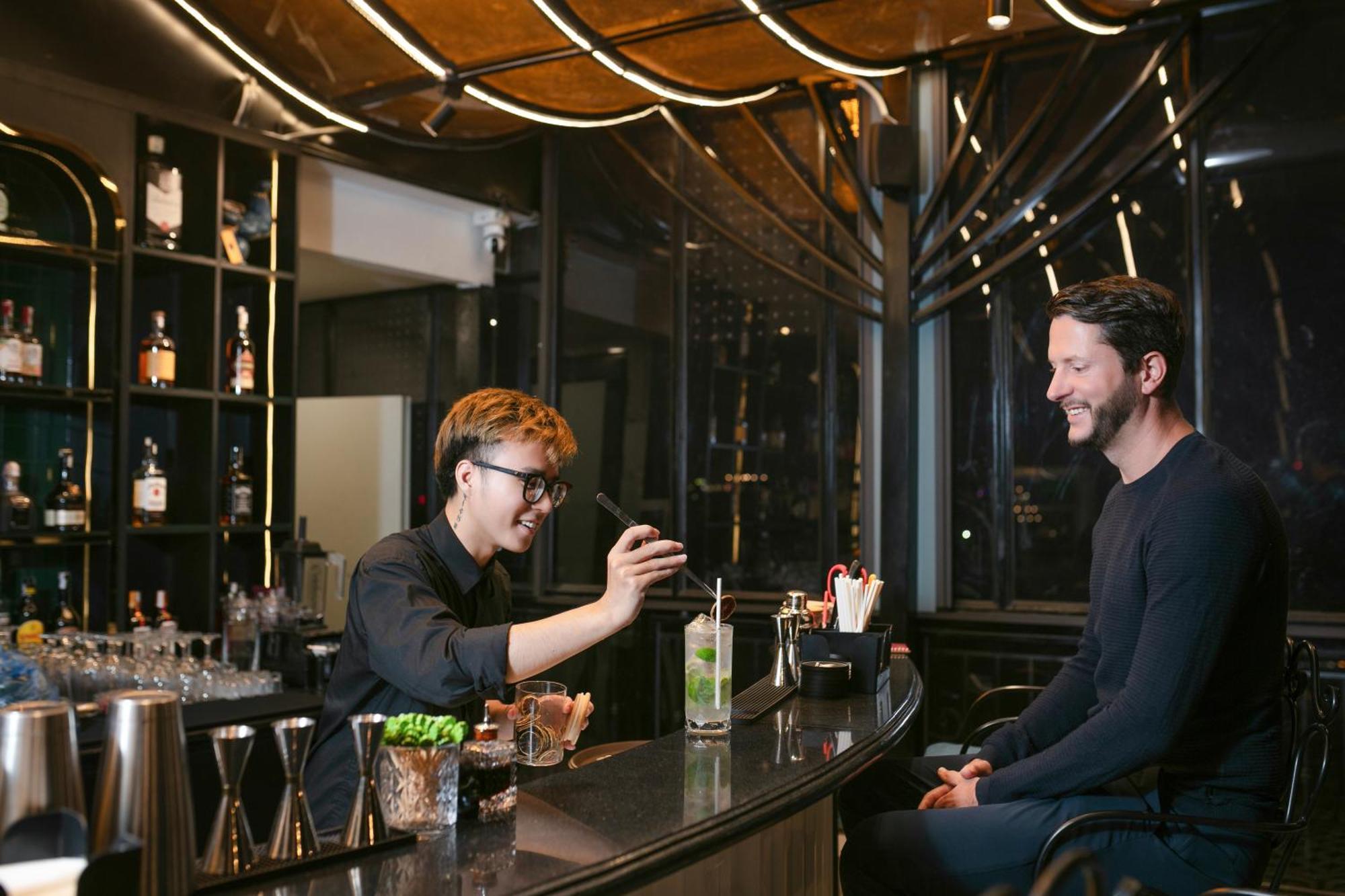 Amira Hotel Ханой Екстериор снимка