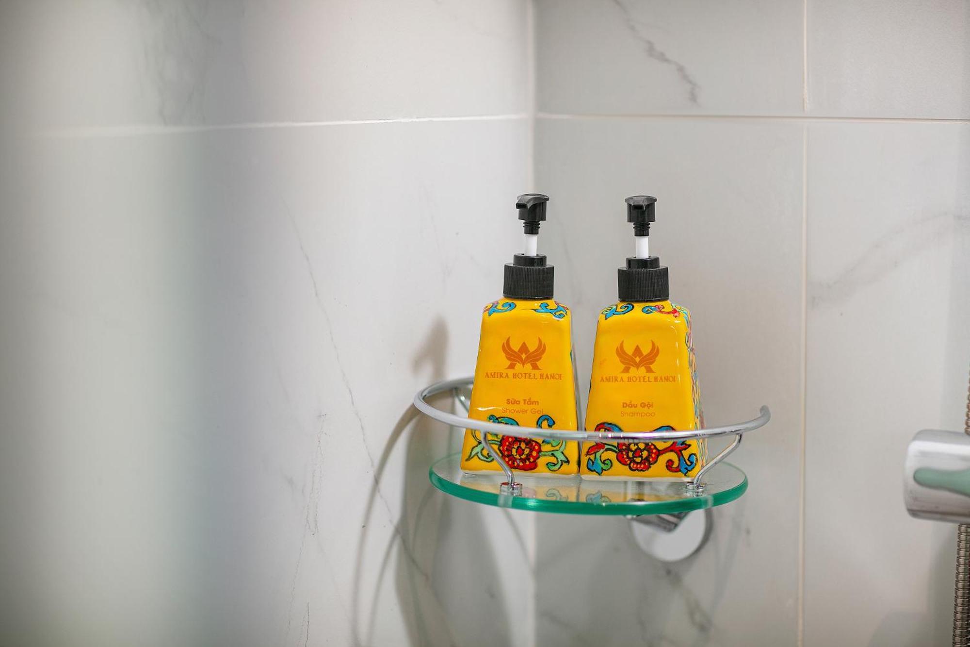 Amira Hotel Ханой Екстериор снимка