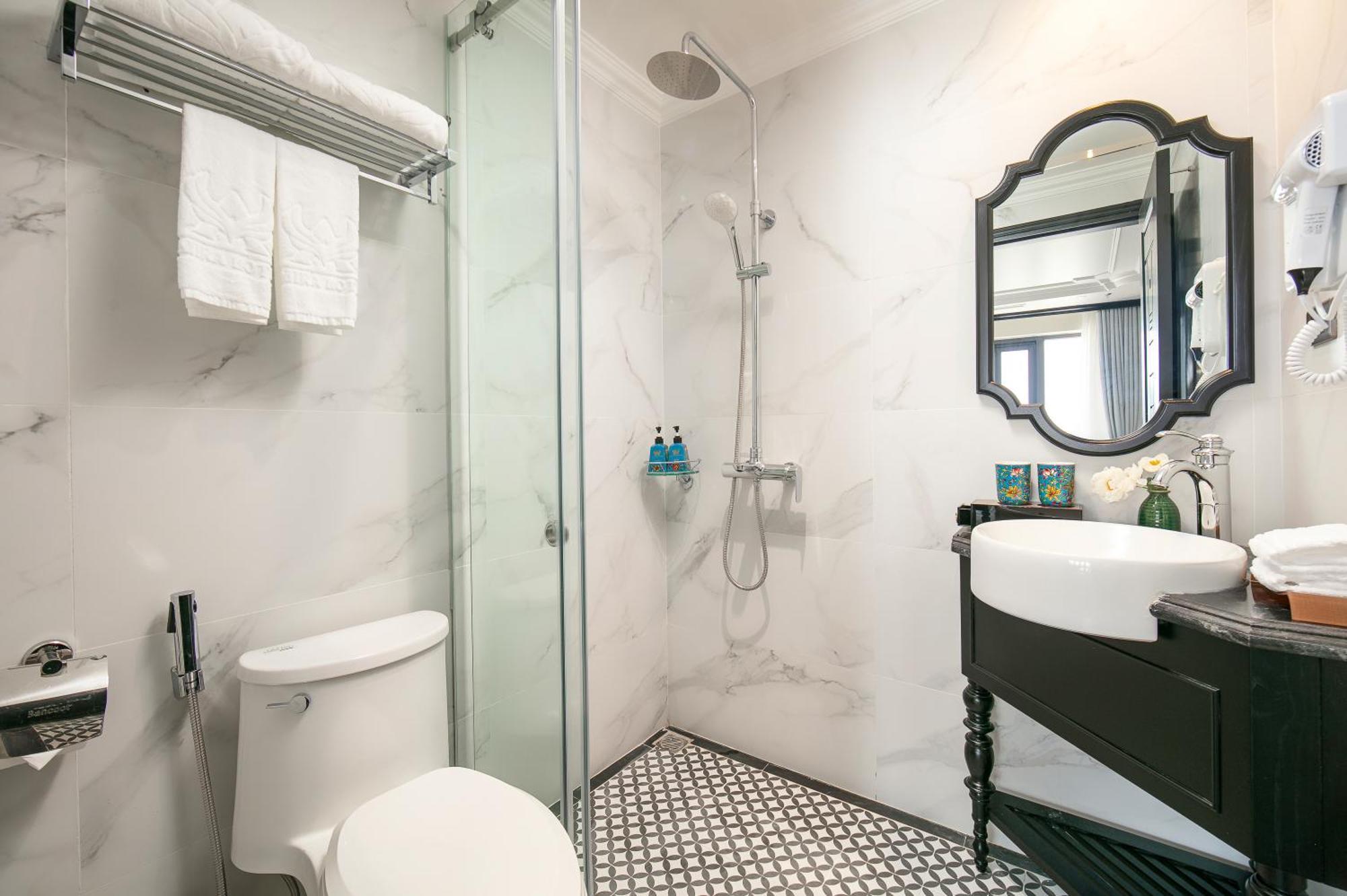 Amira Hotel Ханой Екстериор снимка
